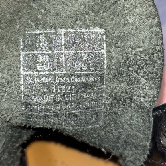 Dr Martens Boots 11821 Women’s size 7 Combat Lace Up Smooth Leather Original - Picture 5 of 8